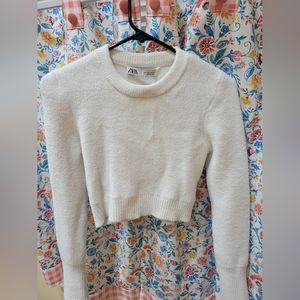Zara long sleeve knit cropped sweater
